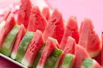 吃瓜少女不跟风,不跟风，只看真相